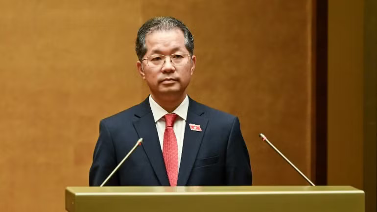 Chánh án Tòa án nhân dân tối cao Nguyễn Văn Quảng phát biểu trước Quốc hội. (Ảnh: DUY LINH) chanh-an-phat-bieu-6907.jpg