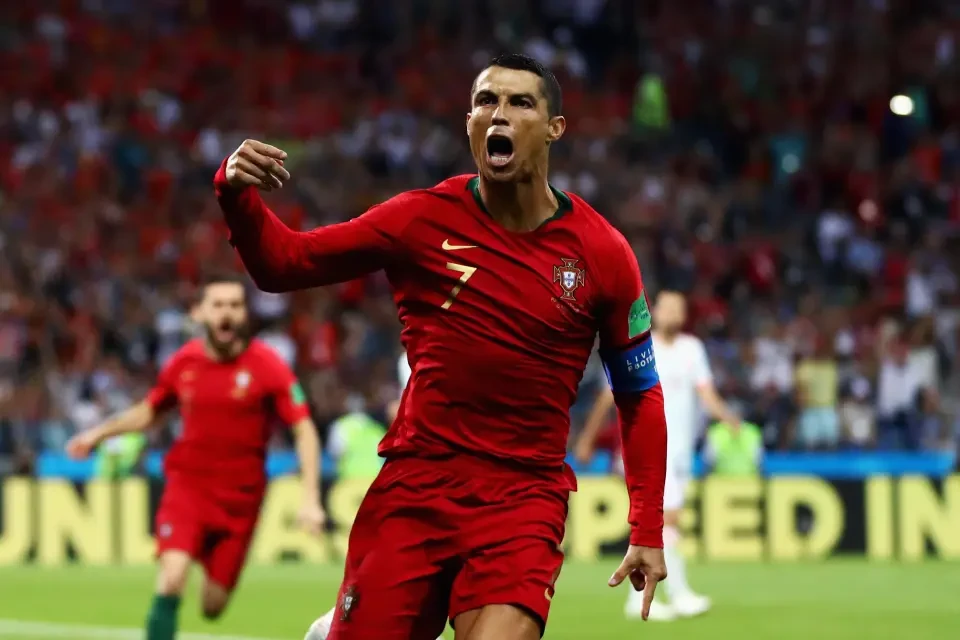 Sự thất vọng của Ronaldo tại các giải đấu lớn.