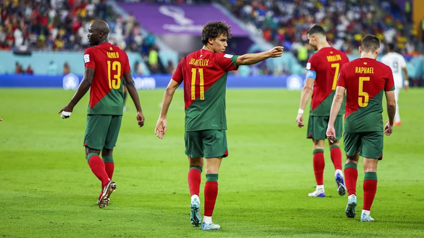 Ronaldo cùng các đồng đội trẻ tại đội tuyển Bồ Đào Nha.