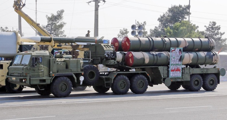 Hệ thống phòng không S-300 của Iran