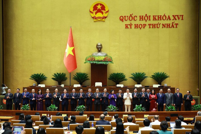 QUỐC HỘI PHÊ CHUẨN BỔ NHIỆM CÁC PHÓ THỦ TƯỚNG, BỘ TRƯỞNG, THÀNH VIÊN CHÍNH PHỦ...- Ảnh 6. QUỐC HỘI PHÊ CHUẨN BỔ NHIỆM CÁC PHÓ THỦ TƯỚNG, BỘ TRƯỞNG, THÀNH VIÊN CHÍNH PHỦ...- Ảnh 6.