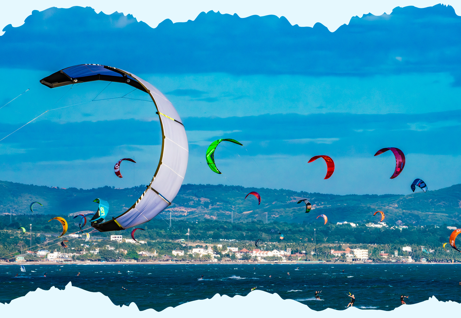 MẪU GH&Eacute;P NHIỀU ẢNH