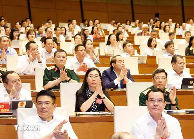 ttxvn-hoi-nghi-toan-quoc-quan-triet-va-trien-khai-nghi-quyet-trung-uong-ii-khoa-xiv-9.jpg