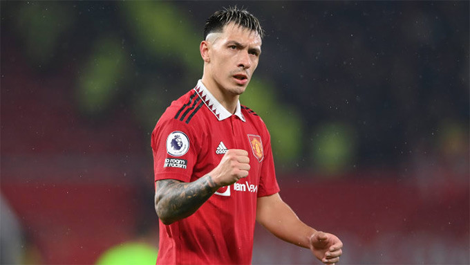 Carrick có vội dùng Martinez?