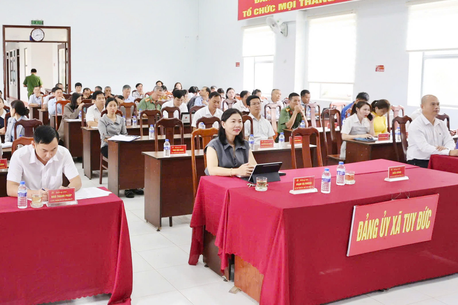 Đảng ủy x&atilde; Tuy Đức tham dự Hội nghị qu&aacute;n triệt v&agrave; triển khai nghị quyết