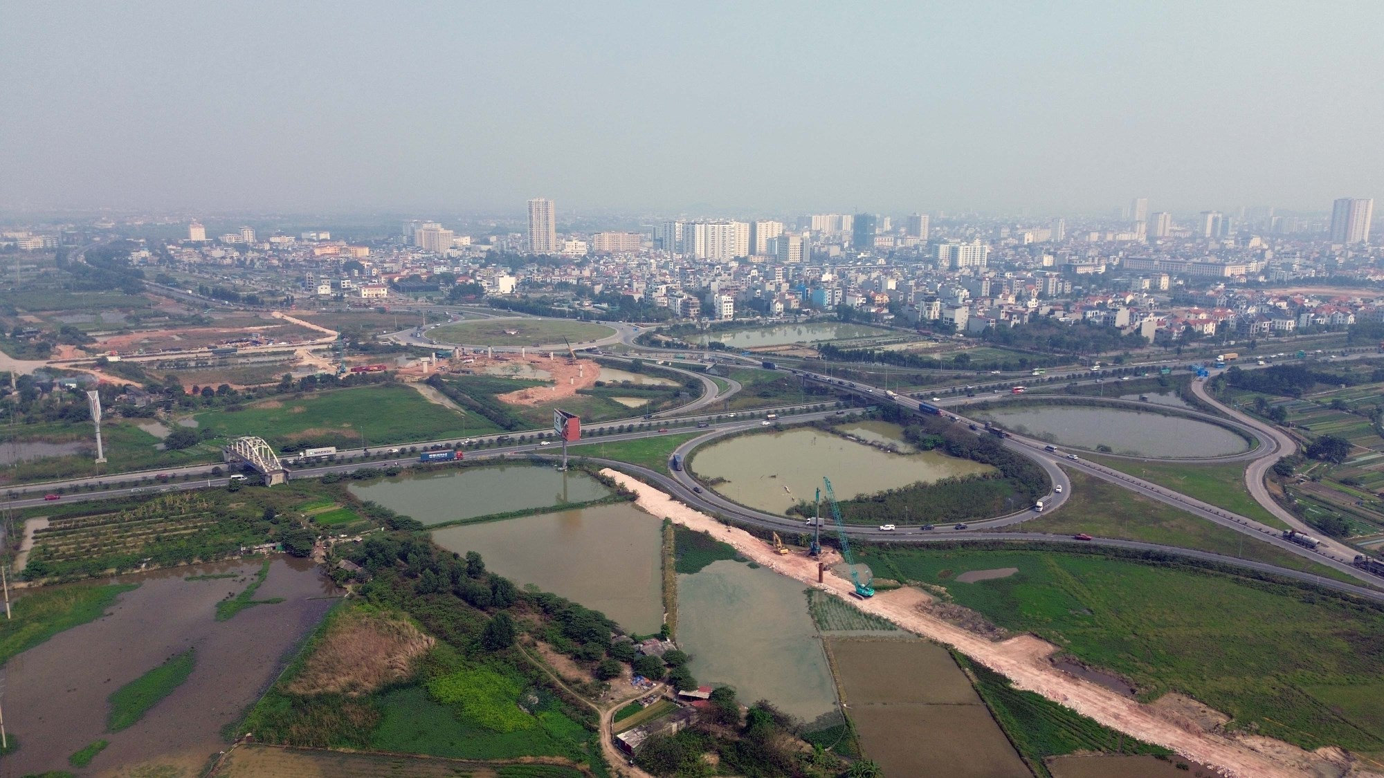 Đầu tuyến cao tốc Nội Bài – Hạ Long tại nút giao Tây Nam Bắc Ninh