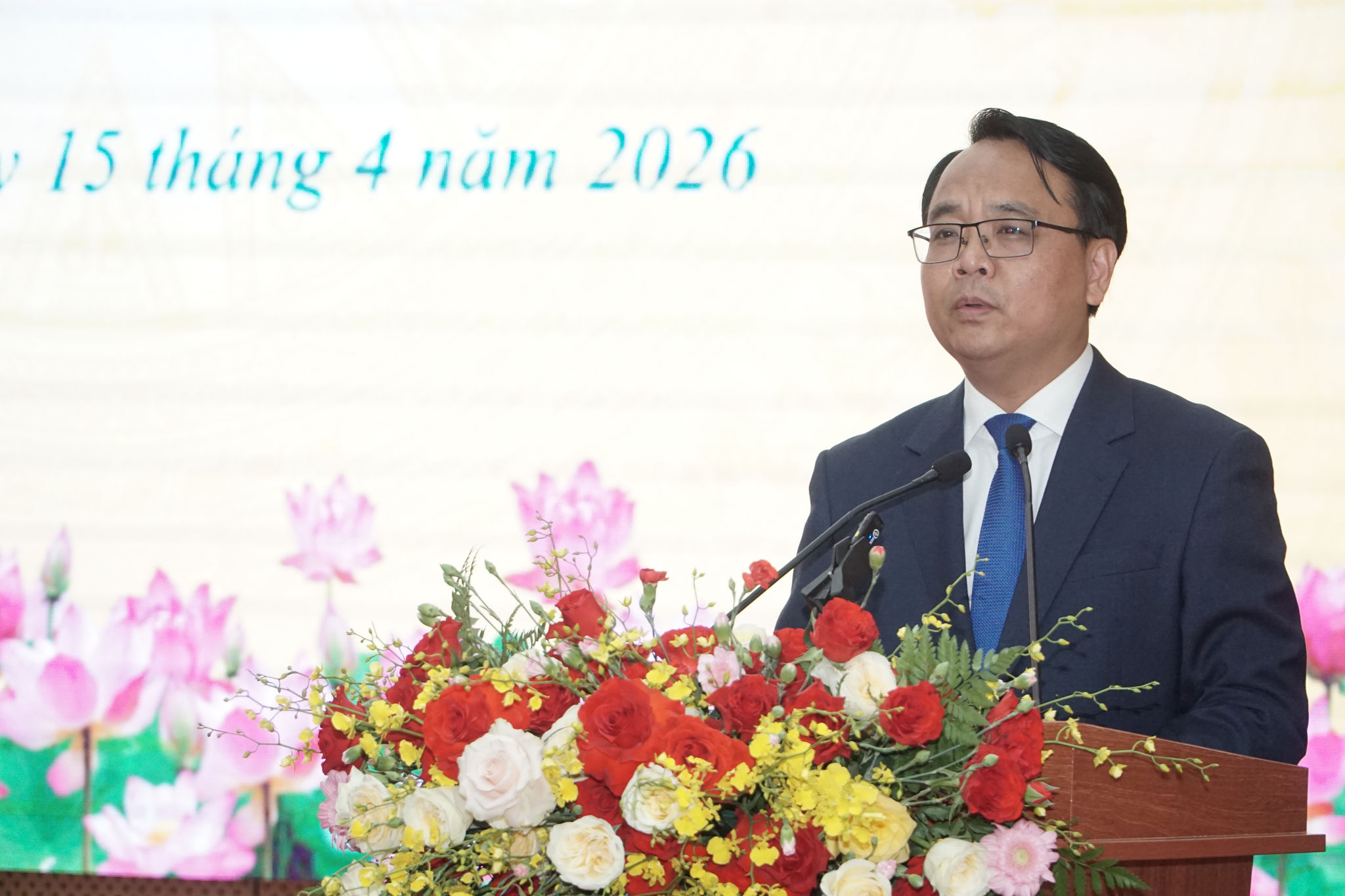 Đặng Hồng Sỹ, Phó Bí thư Thường trực Tỉnh ủy phát biểu chỉ đạo tại buổi gặp mặt
