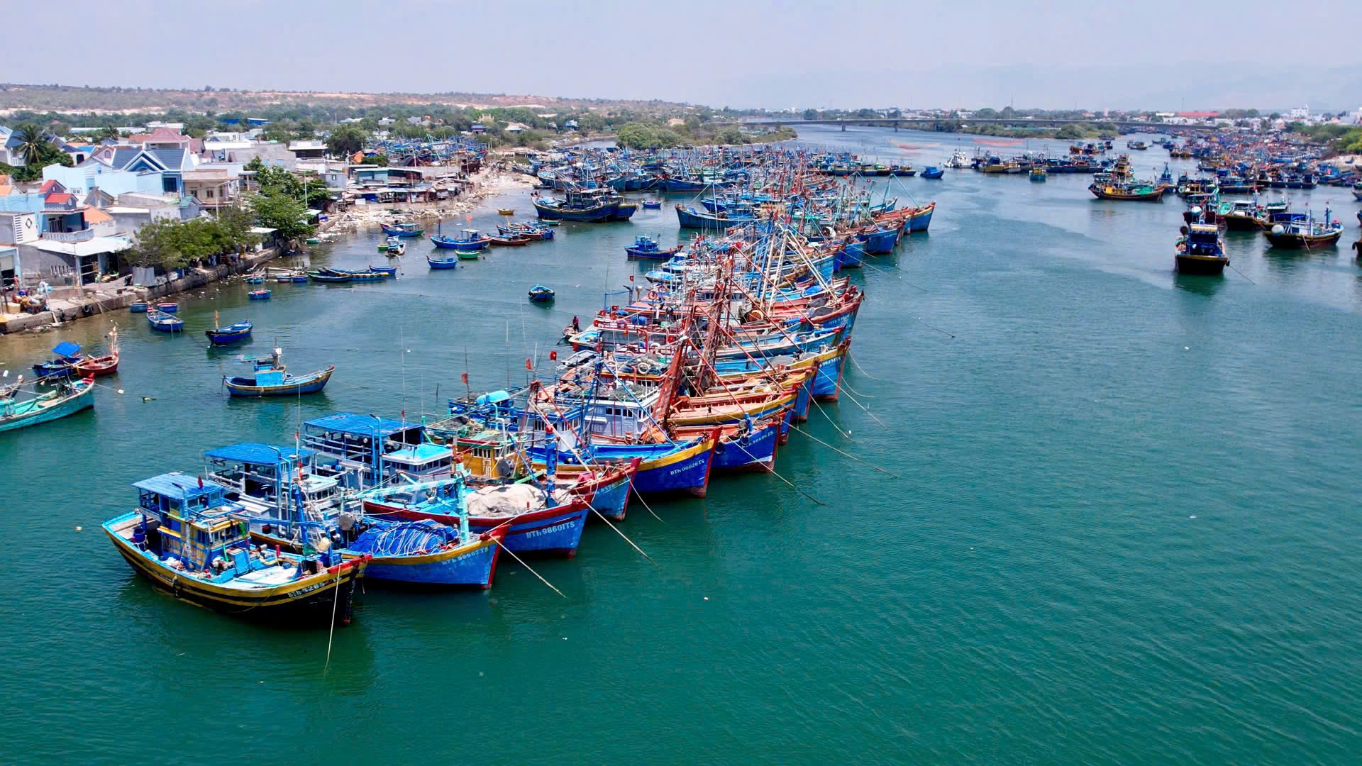 Tàu thuyền Phan Rí Cửa 1