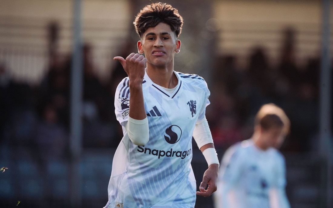 JJ Gabriel là tài năng đang gây chú ý tại tuyến trẻ Man Utd.