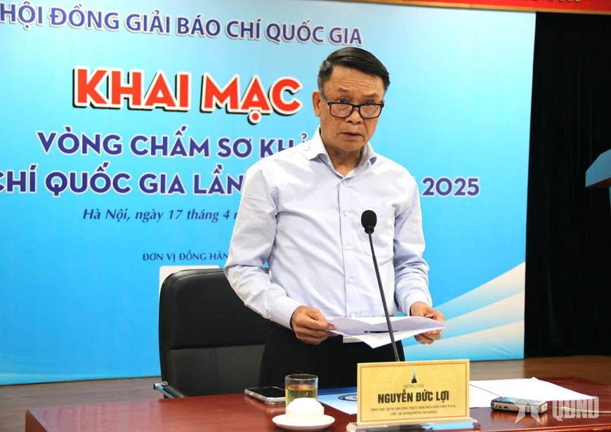 Ông Nguyễn Đức Lợi - Phó Chủ tịch Thường trực Hội Nhà báo Việt Nam, Chủ tịch Hội đồng sơ khảo phát biểu tại lễ khai mạc. Ảnh đồng nghiệp