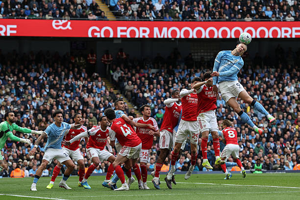 Arsenal vẫn chưa có cầu thủ nào đủ khả năng kết liễu như Haaland.