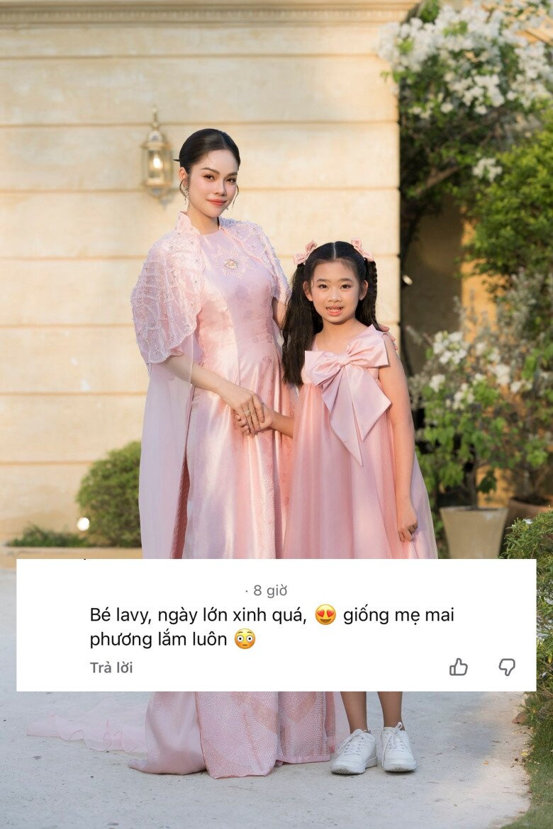 Lavie được nhận xét ngày càng giống mẹ quá cố.