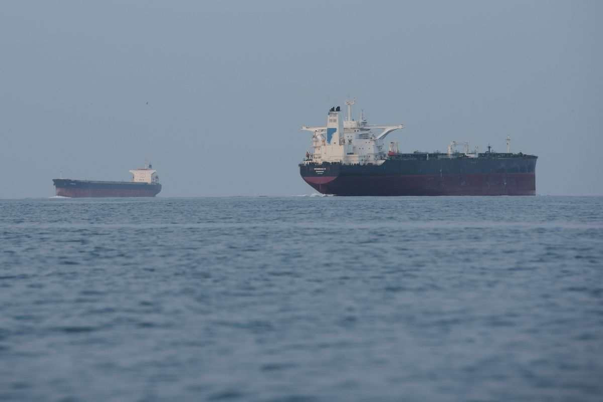 Eo biển Hormuz trong tình trạng bị phong tỏa quân sự