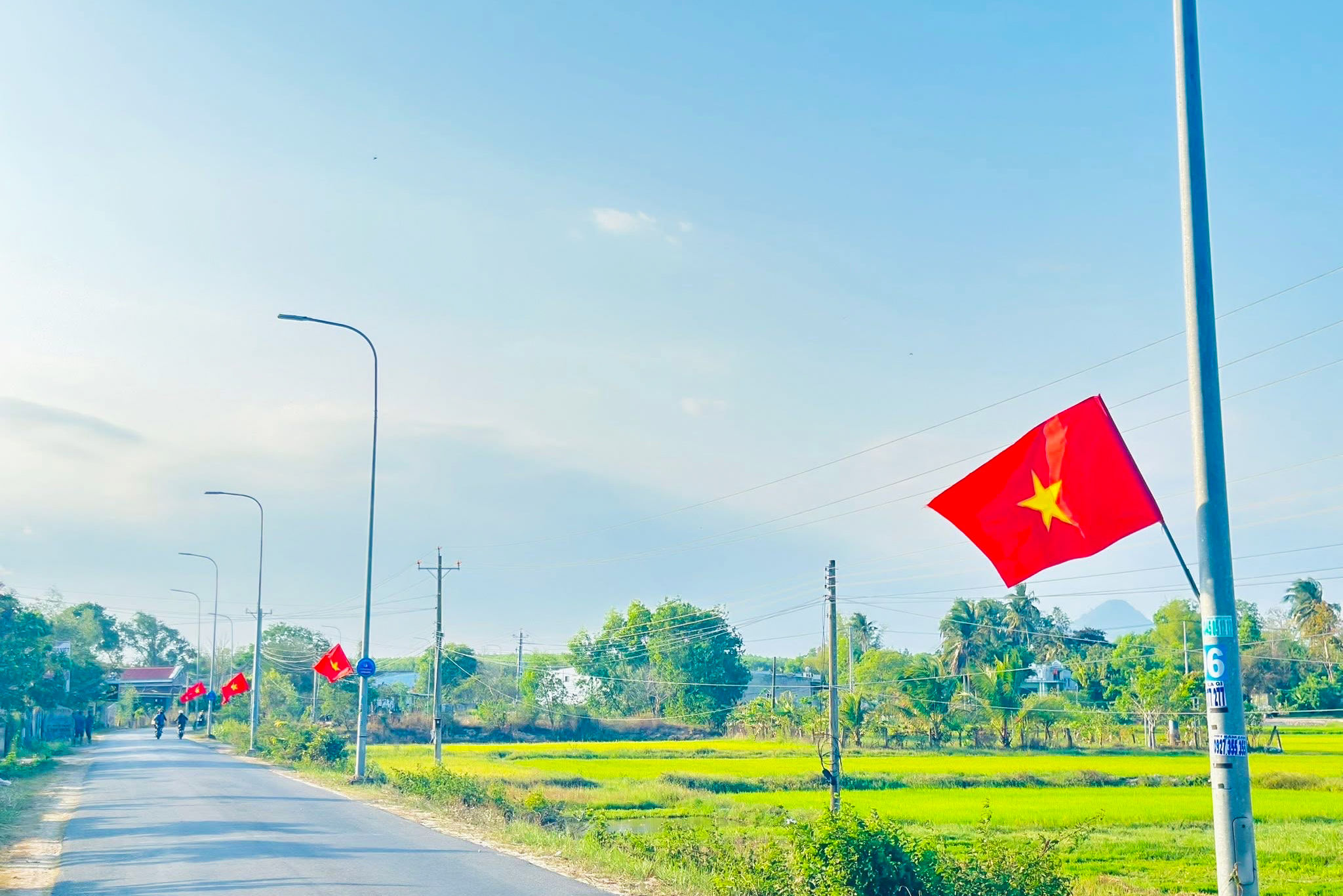 tuyen-duong-co-to-quoc-la-gi.jpg