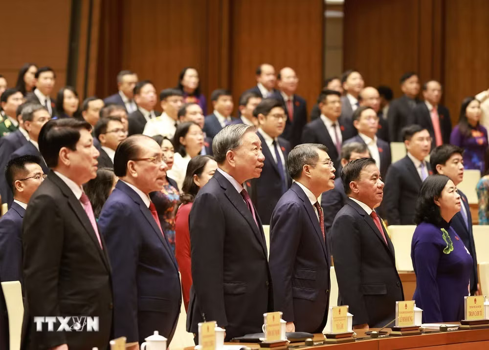 ttxvn-be-mac-ky-hop-thu-nhat-quoc-hoi-khoa-xvi-13.jpg