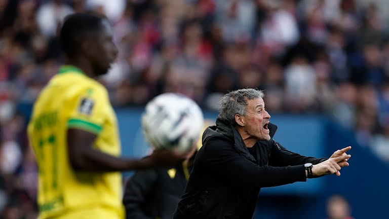 HLV Luis Enrique đang hướng tới chiến thắng để xây chắc ngôi đầu bảng Ligue 1.