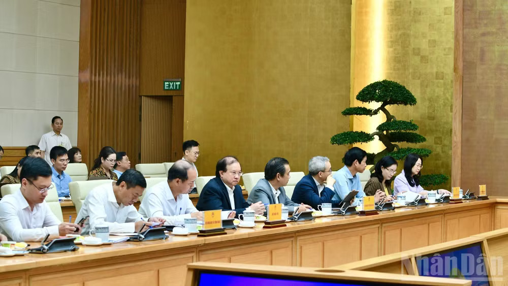 Lãnh đạo các bộ, ngành tham dự cuộc làm việc. (Ảnh: Thanh Giang)
