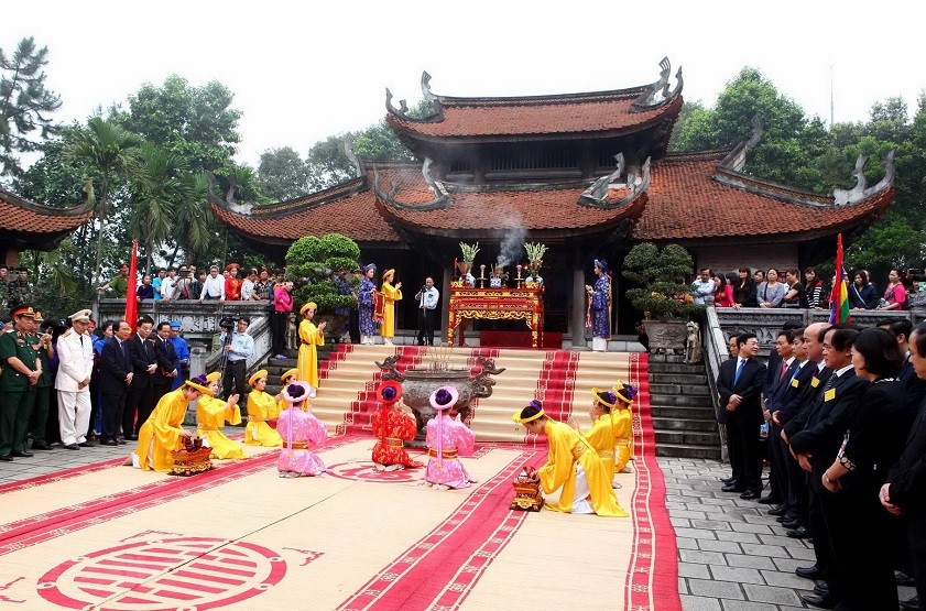 den-hung-12.jpg