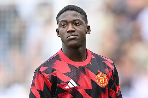 Mainoo đã từng tính đến chuyện rời khỏi Old Trafford.