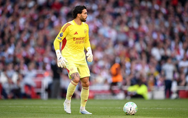 David Raya cứu thua xuất sắc cho Arsenal