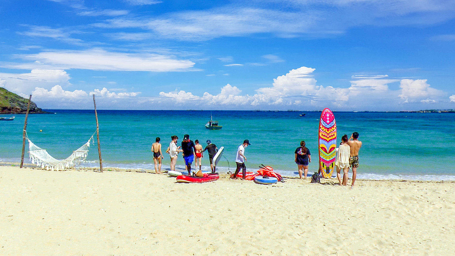 Hon Tranh Beach remains an attractive destination for visitors this summer