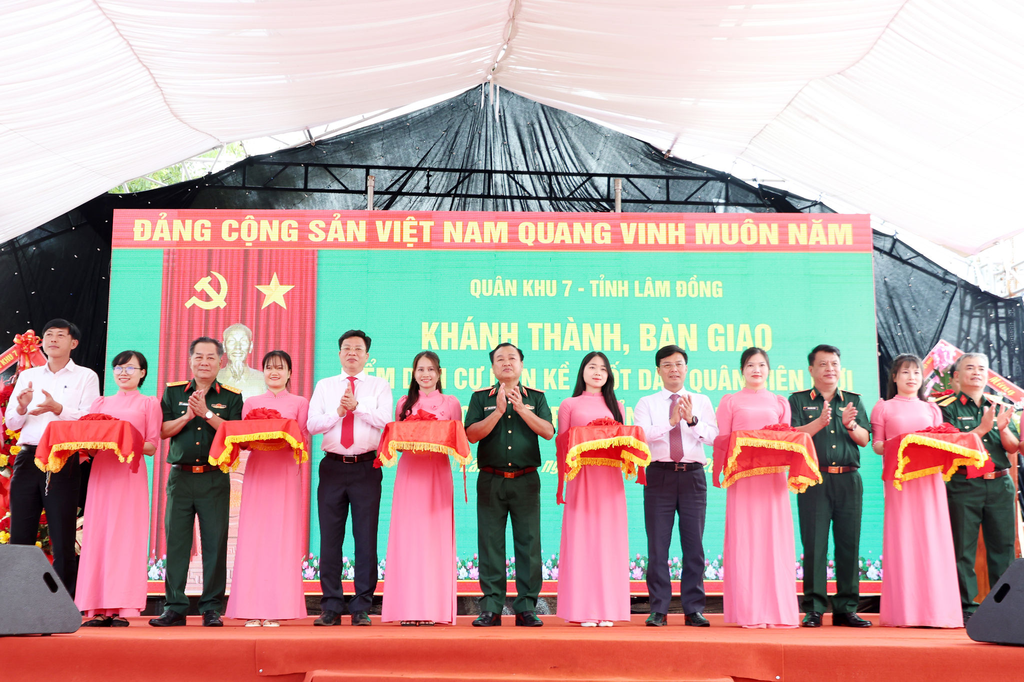 cong trinh dan cu 7