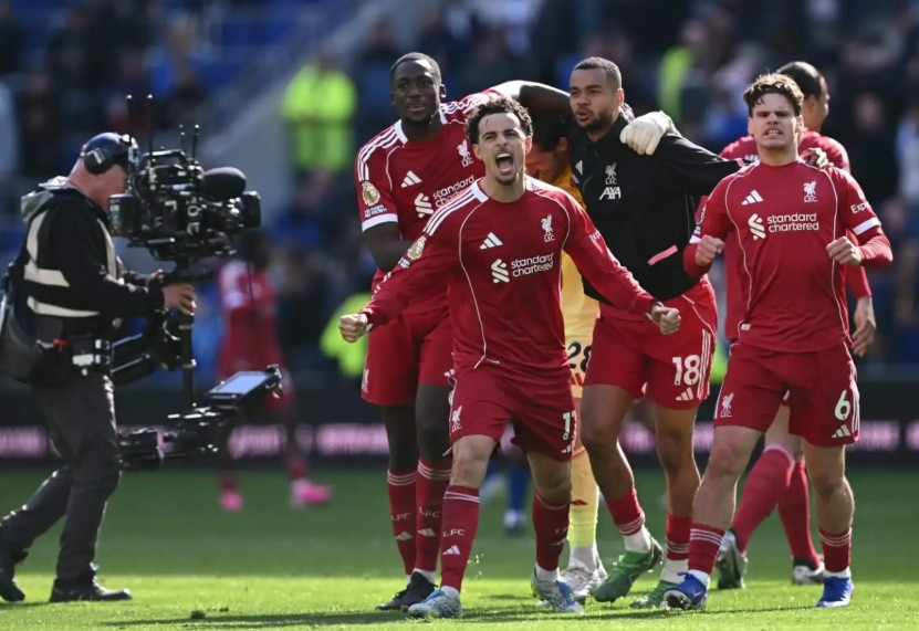Curtis Jones là niềm tự hào của học viện Liverpool