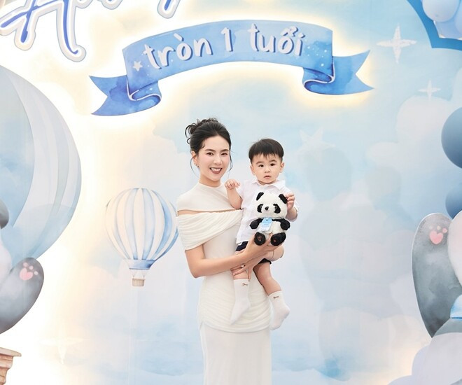 Bé Panda nhà Mai Ngọc vừa đón sinh nhật 1 tuổi.