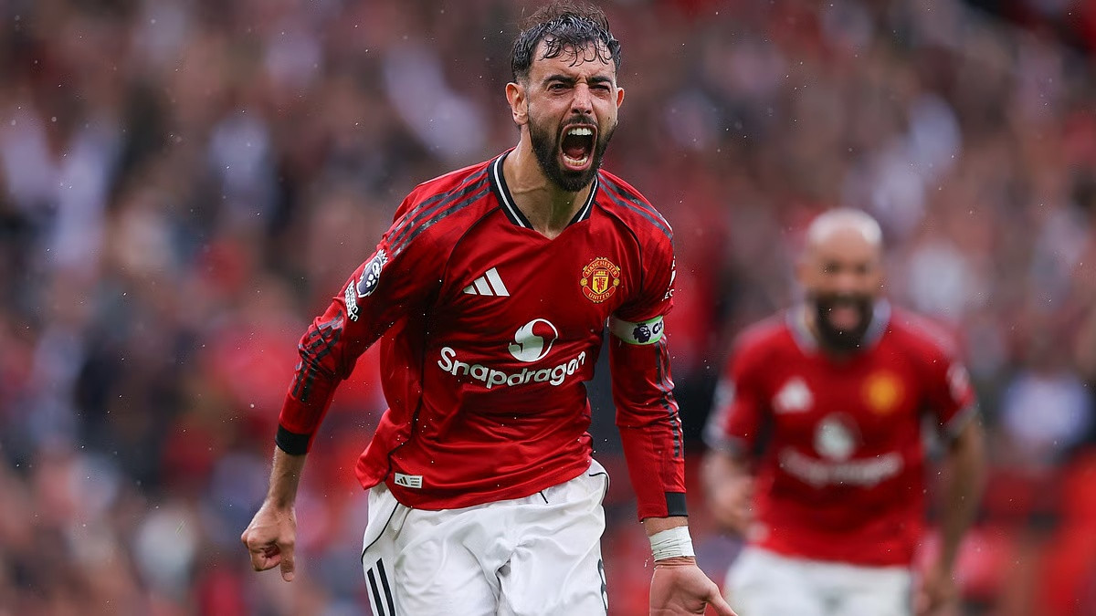 Fernandes là trụ cột tuyến giữa MU.