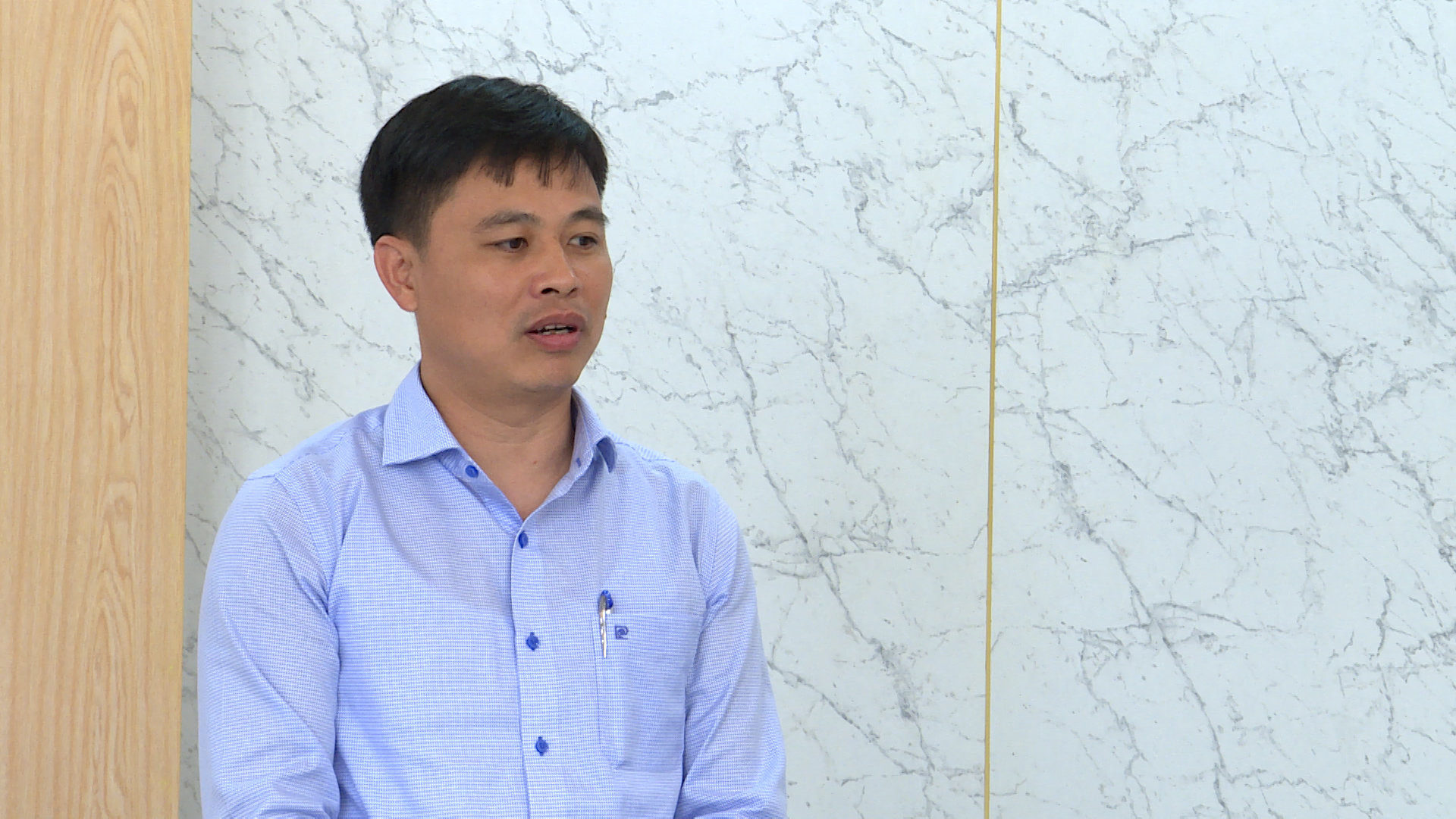 Đại diện Công ty Nhôm Đắk Nông-TKV thông tin về dự án