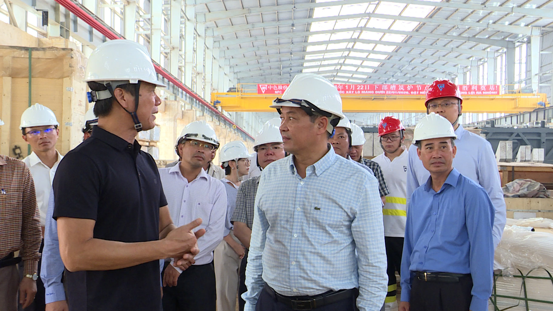 Hình đổi anh Tuyển bị cắt nửa mặt