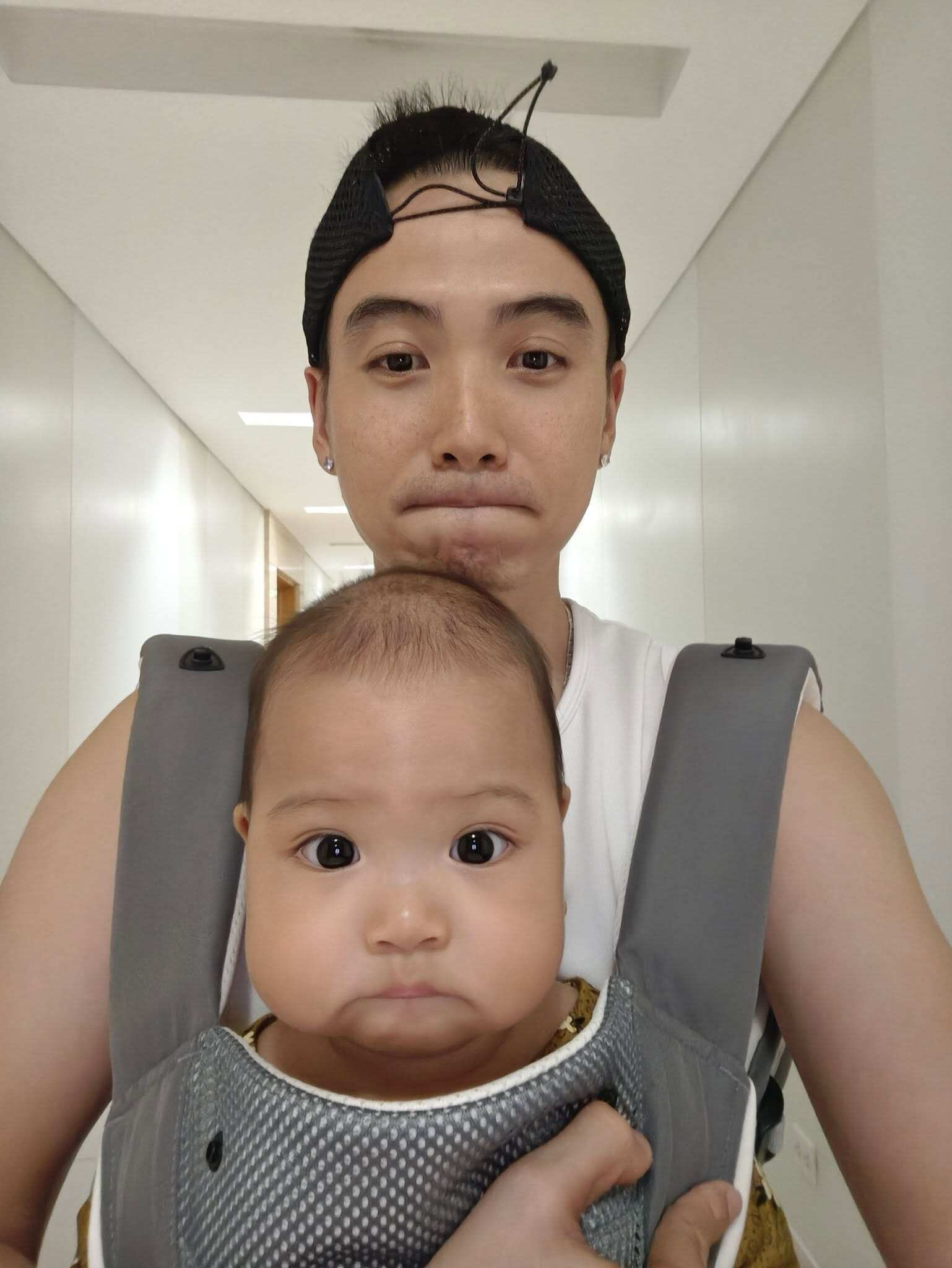 Con gái của HHen Niê được nhận xét là bản sao của bố.