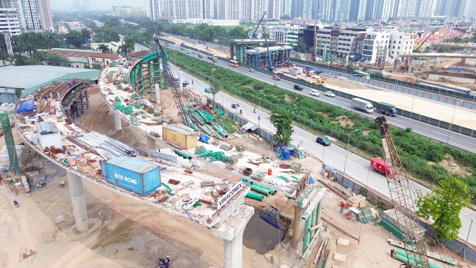 Thiết kế nút giao dạng tua-bin kết hợp hầm chui