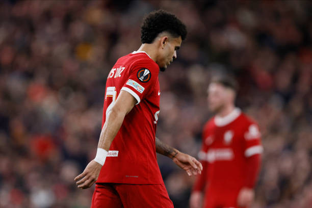 Luis Diaz trong màu áo Liverpool với phong độ đi xuống trước khi chuyển nhượng