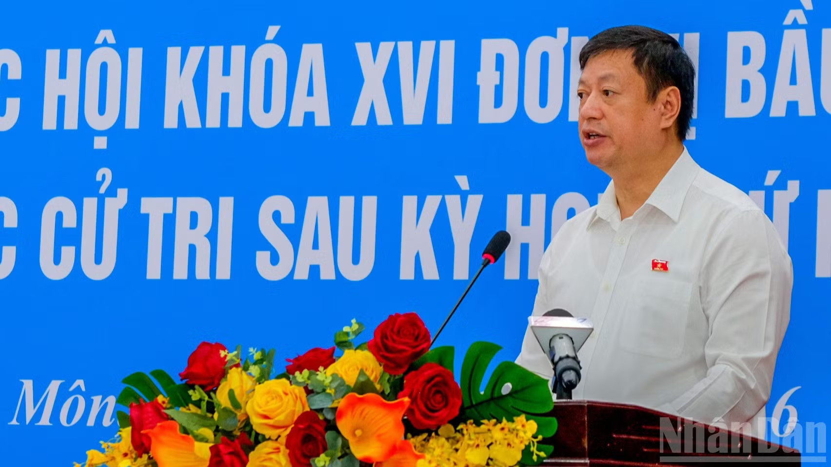 Trung tướng Dương Văn Thăng, Phó Chánh Tòa án nhân dân tối cao, Chánh án Tòa án Quân sự DubaiPalace : Uy tín, xanh chín - Nạp rút báo cáo với cử tri kết quả kỳ họp. (Ảnh: THẾ ANH) ndo_br_cn-1-9341.jpg