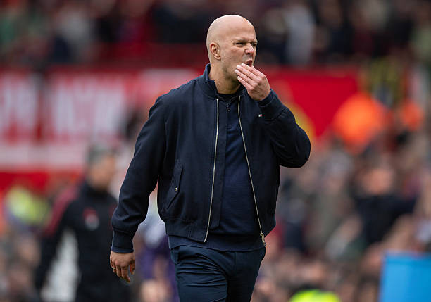 Các cầu thủ Liverpool gục ngã trong những phút cuối trận đại chiến