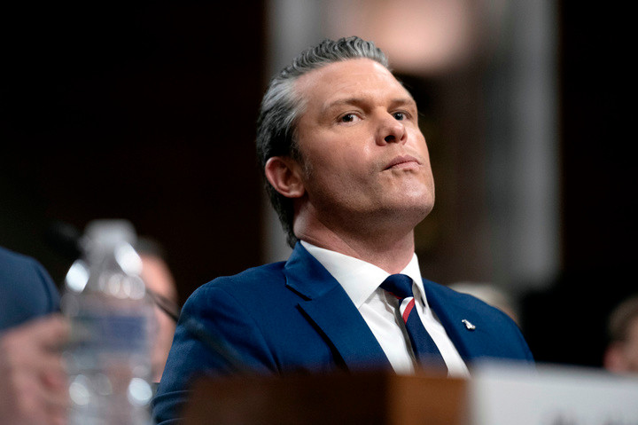 Bộ trưởng Chiến tranh Mỹ Pete Hegseth