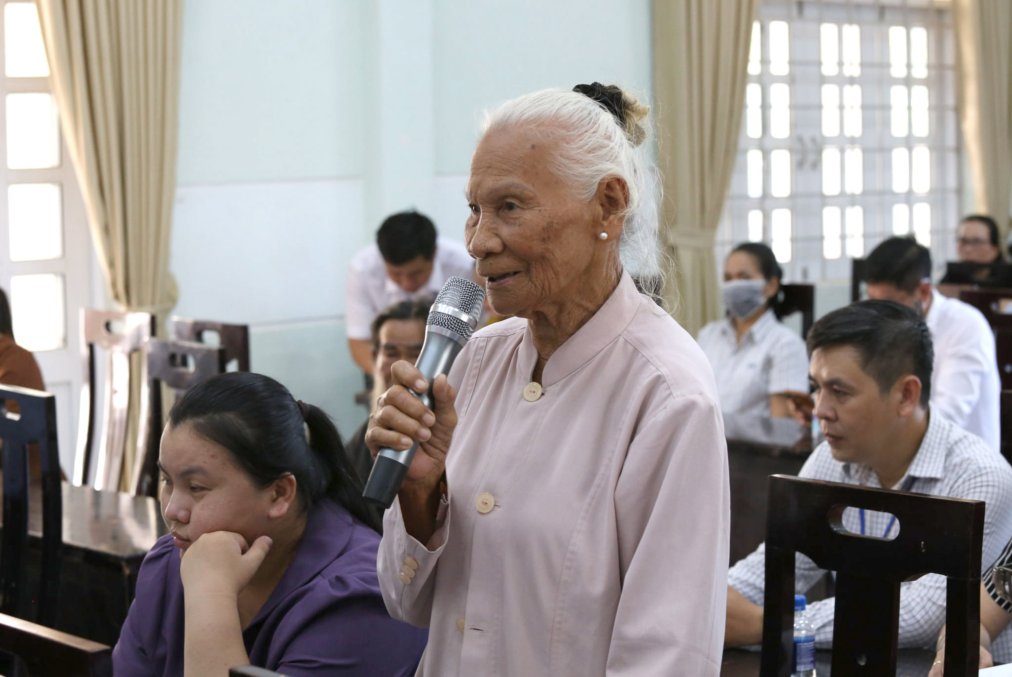 cu-tri-xa-tan-hai-de-nghi-quy-hoach-xay-dung-trung-tam-hanh-chinh-moi-cua-xa-de-thuan-tien-cho-nguoi-dan-lien-he-lam-viec(1).jpg