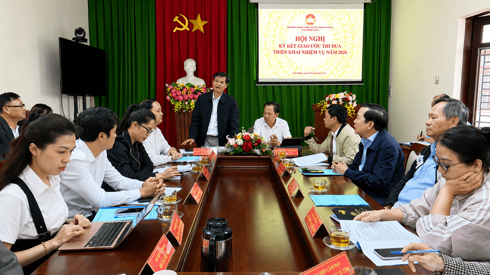 Toàn cảnh hội nghị