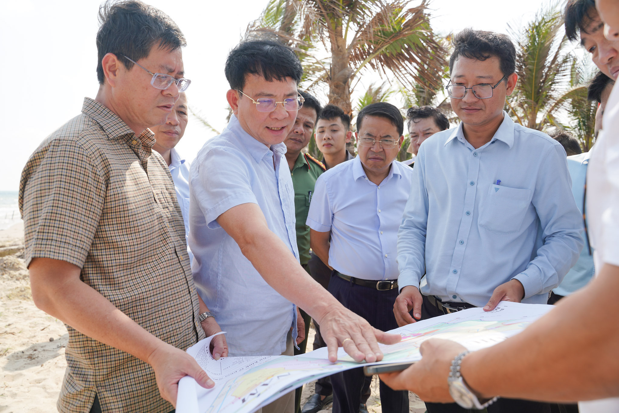 A working delegation from the Lam Dong People