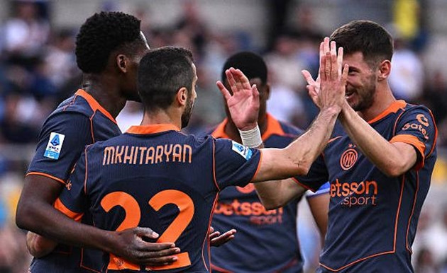 Inter Milan phô diễn sức mạnh tấn công đa dạng trước Lazio.