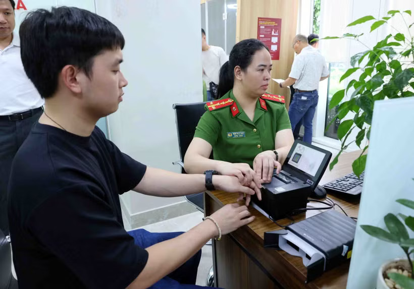 Làm thủ tục định danh cá nhân. (Nguồn: TTXVN)