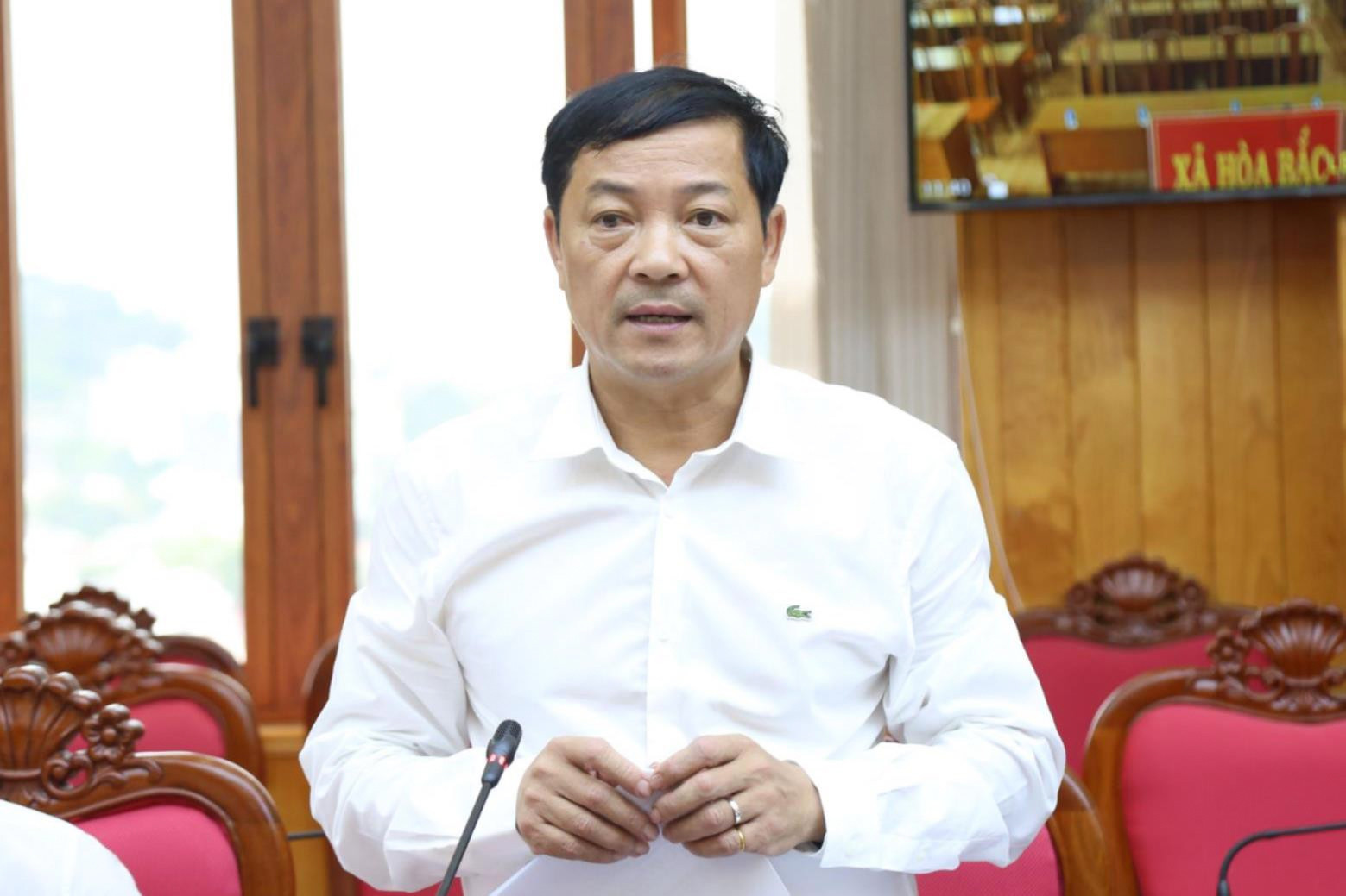 Standing Vice Chairman of the Lam Dong Provincial People’s Committee Le Trong Yen requested provincial departments and agencies to coordinate and support the investor during the survey and impact assessment process related to the projects