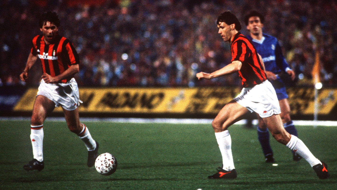 AC Milan đánh bại Real Madrid 5-0 tại San Siro năm 1989