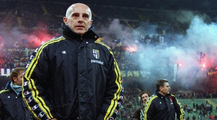 Arrigo Sacchi bắt đầu sự nghiệp huấn luyện từ câu lạc bộ Parma