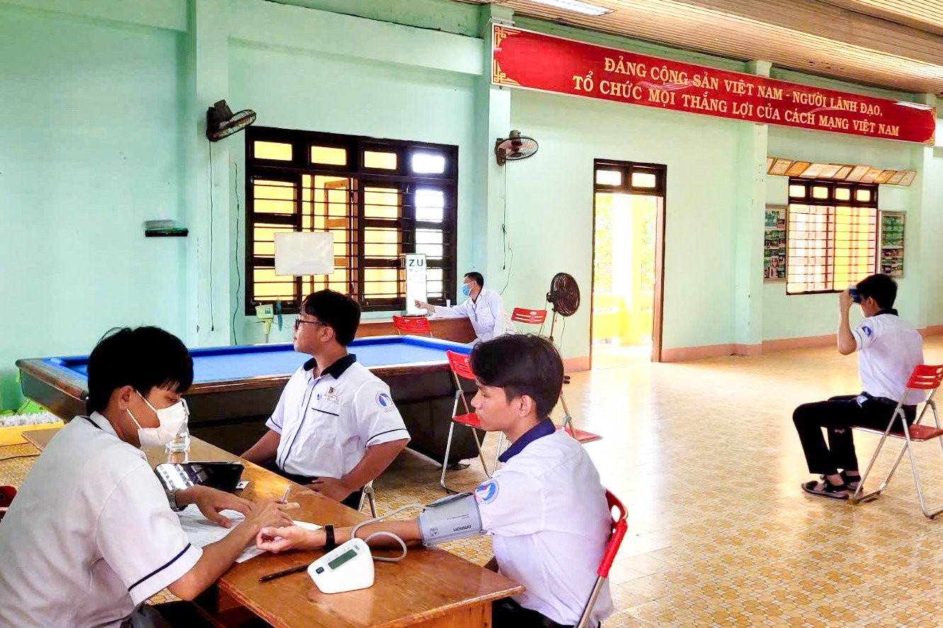 Students undergo health examinations as part of the province-wide screening program