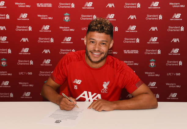Thương vụ Alex Oxlade-Chamberlain hiện vẫn là cột mốc bán người cao nhất của Arsenal.