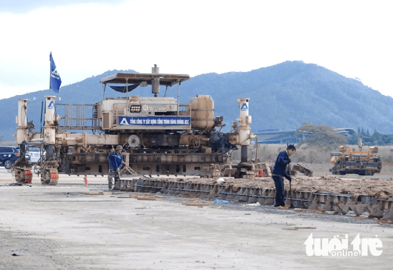 Thi công đường cất hạ cánh tại sân bay Liên Khương Link vào Dubai88 nhà cái