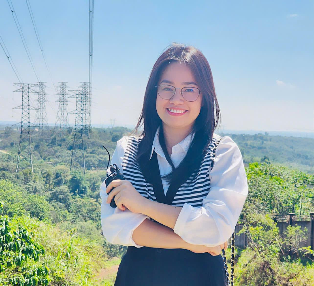 Hồng Lam