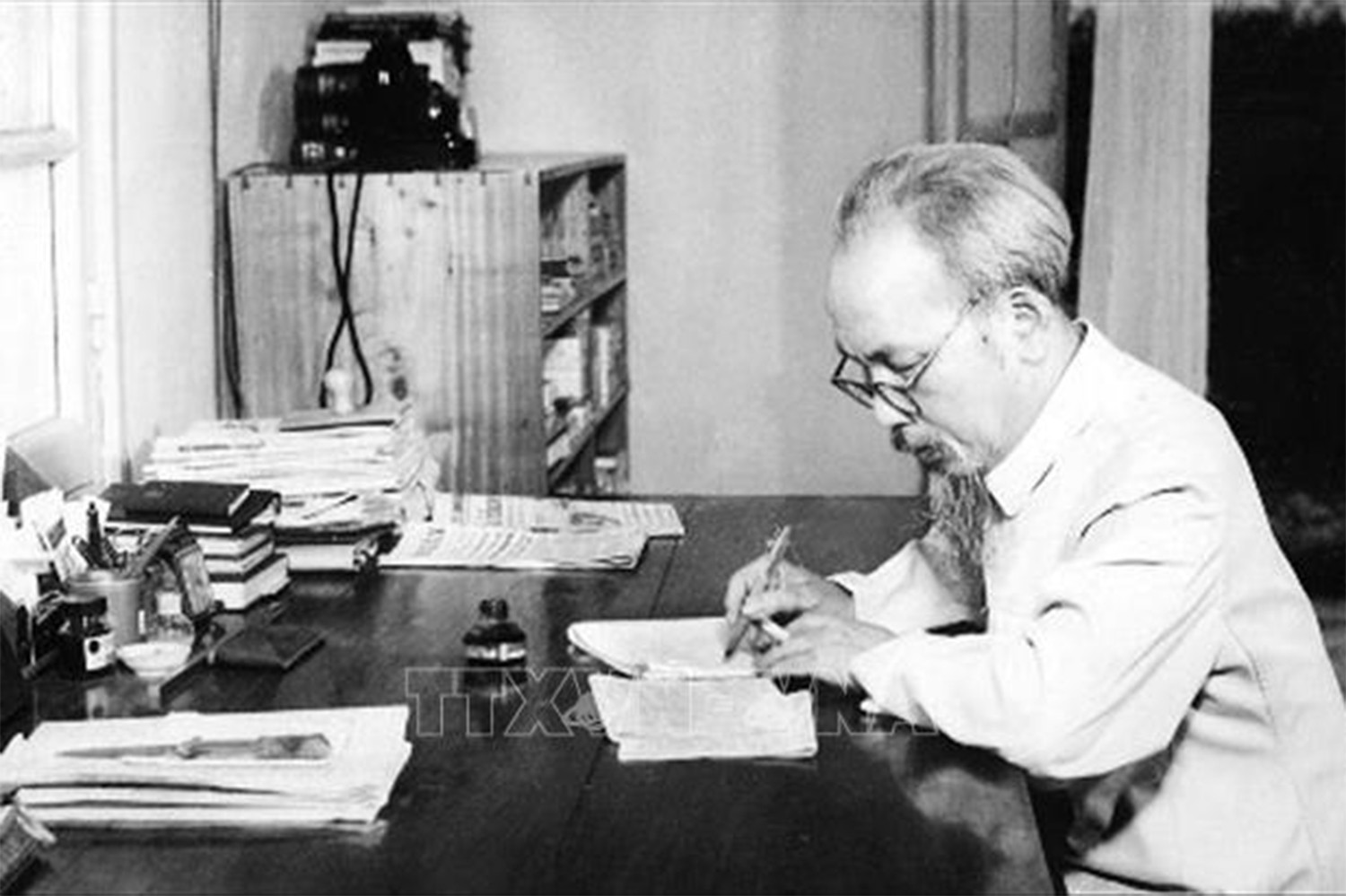 Chủ tịch Hồ Chí Minh - Người thầy vĩ đại của những người làm báo Việt Nam. Ảnh Tư liệu TTXVN